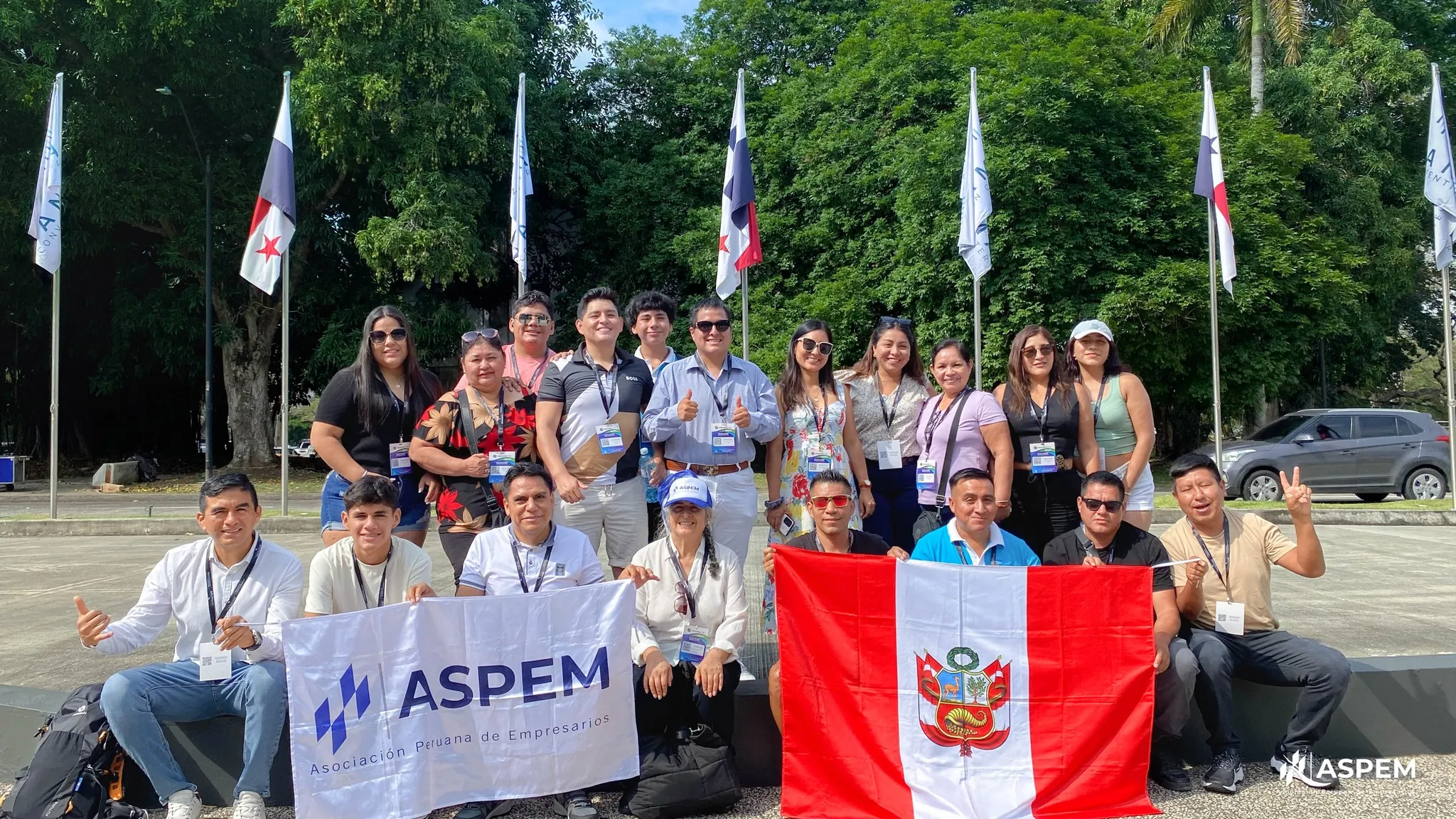Equipo de ASPEM en una Misión Empresarial